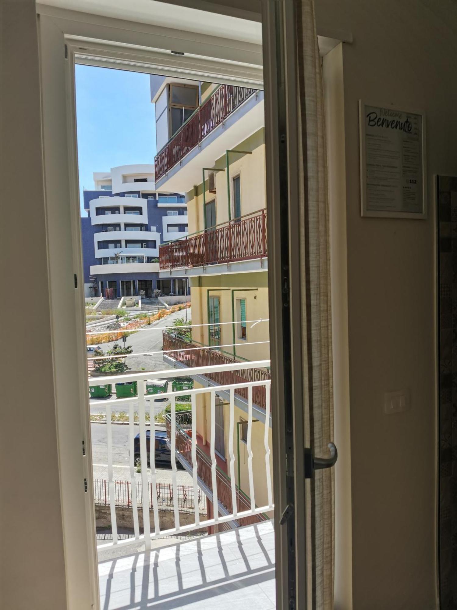 Palazzo Buscema - Appartamenti & Residence Crotone Exterior foto